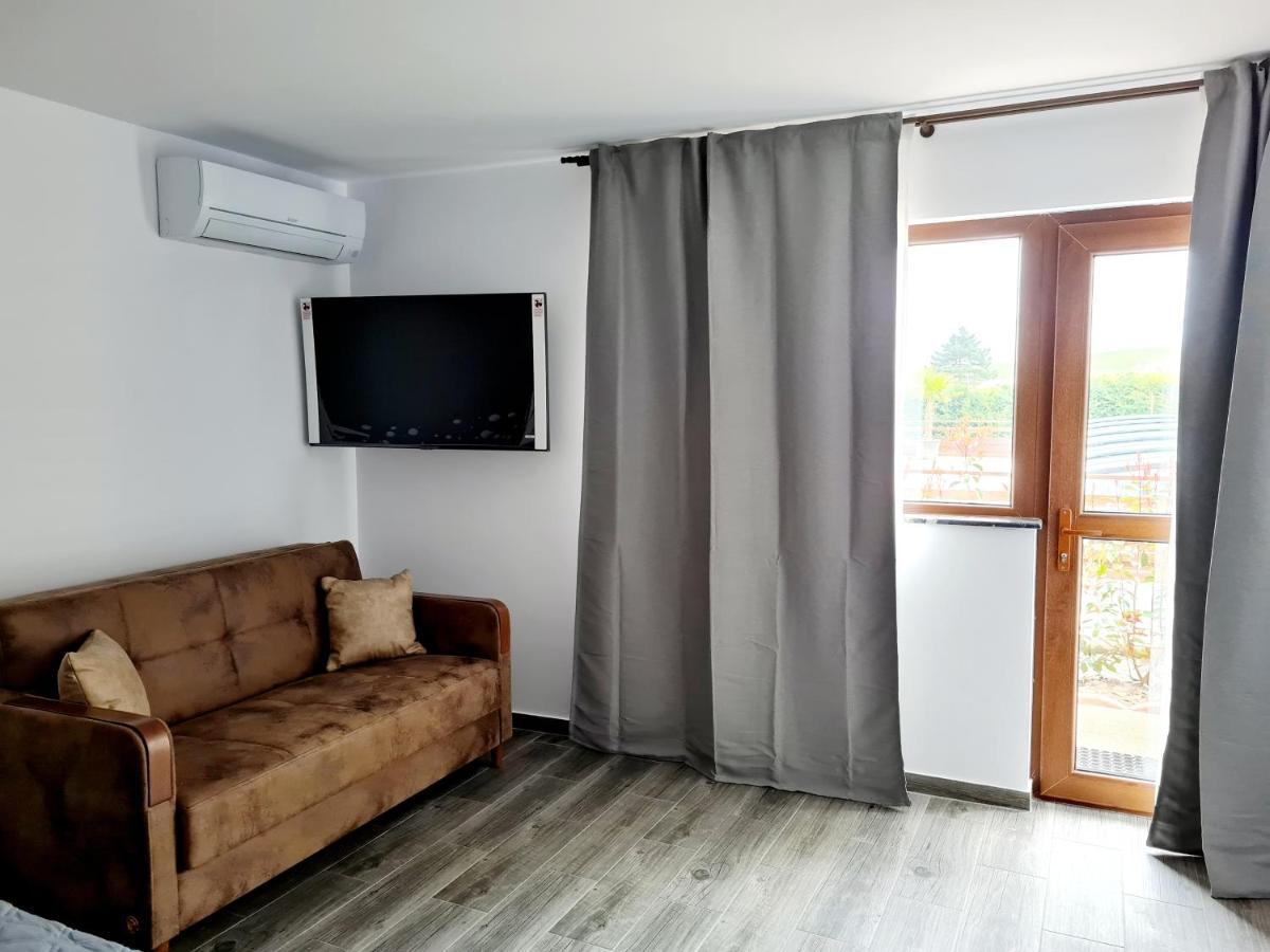 Elival House Hotel Nufaru ภายนอก รูปภาพ